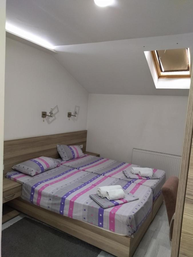Atina Lux Hostel Leskovac  Zewnętrze zdjęcie