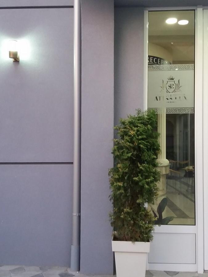 Atina Lux Hostel Leskovac  Zewnętrze zdjęcie