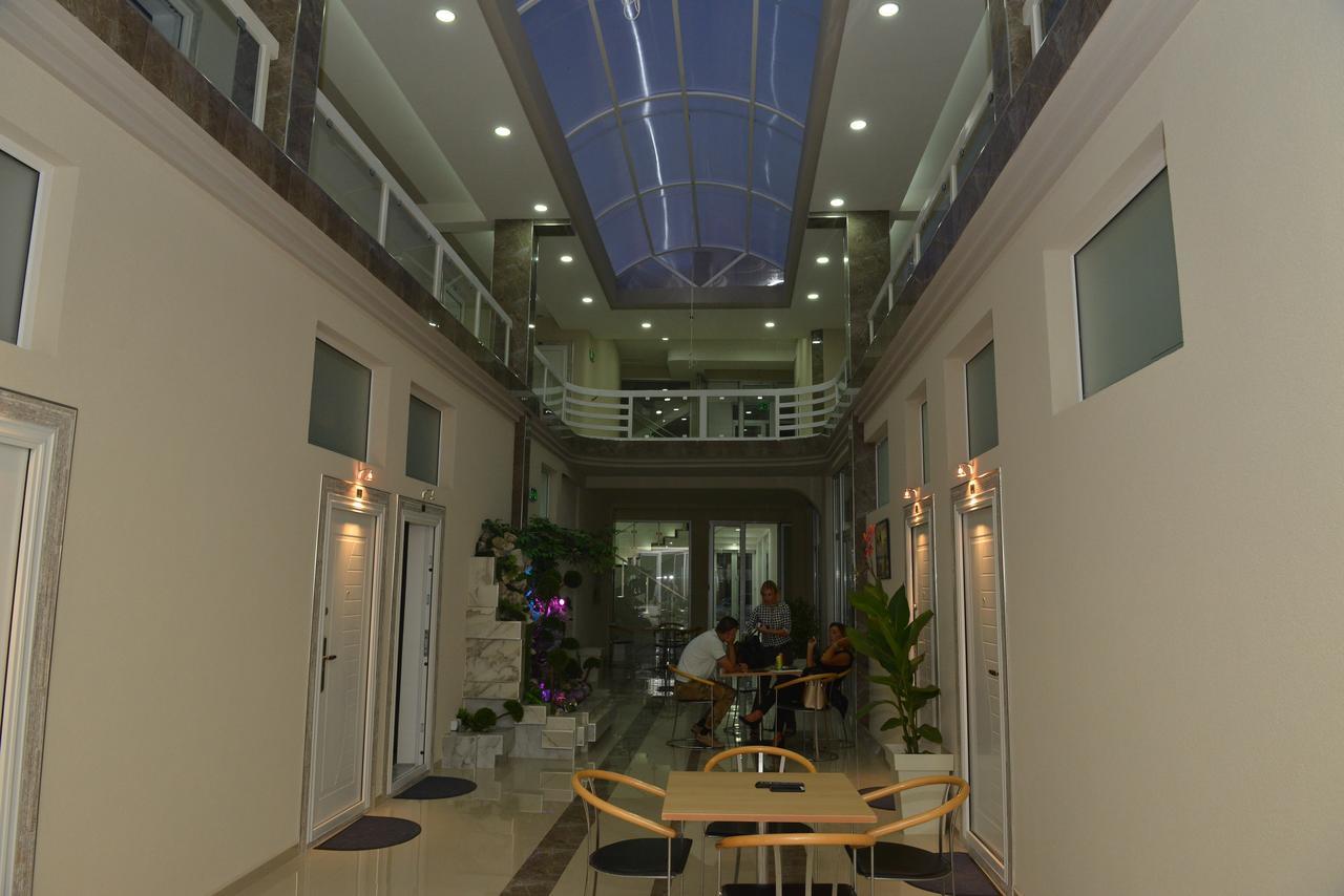 Atina Lux Hostel Leskovac  Zewnętrze zdjęcie